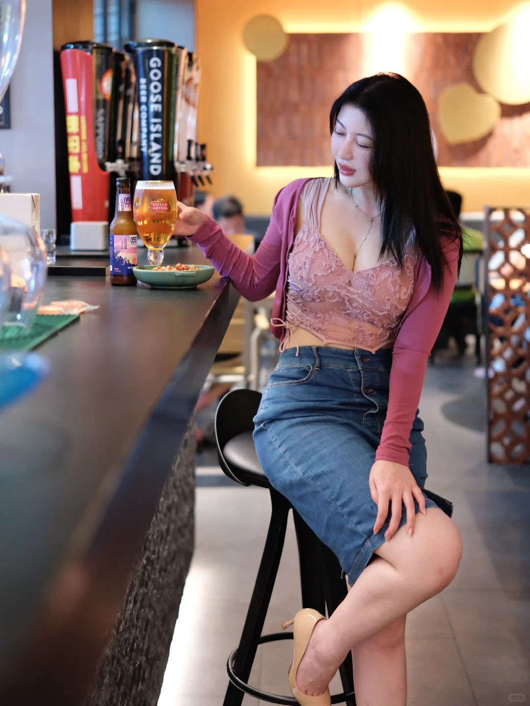 下班来酒馆喝一杯🍺