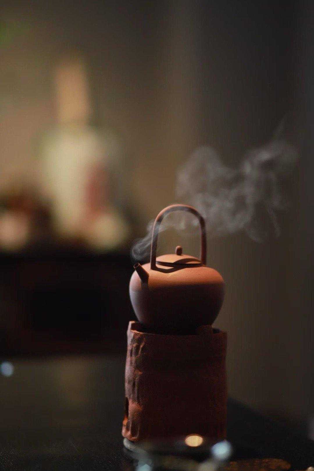 角度不同，又怎会相互理解，没有所谓的感同身受，真正能治愈你的，只有自己。 