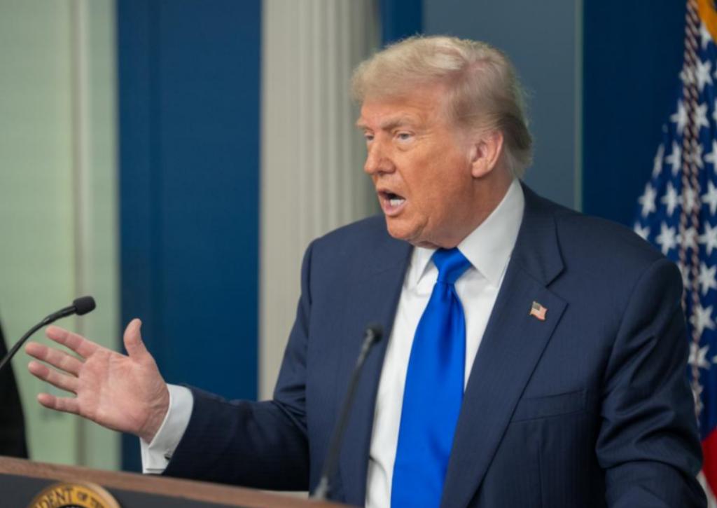 见中国放下台湾的事，忙着找日本的事，特朗普急了

本想靠这张牌把中国牵制在台海，