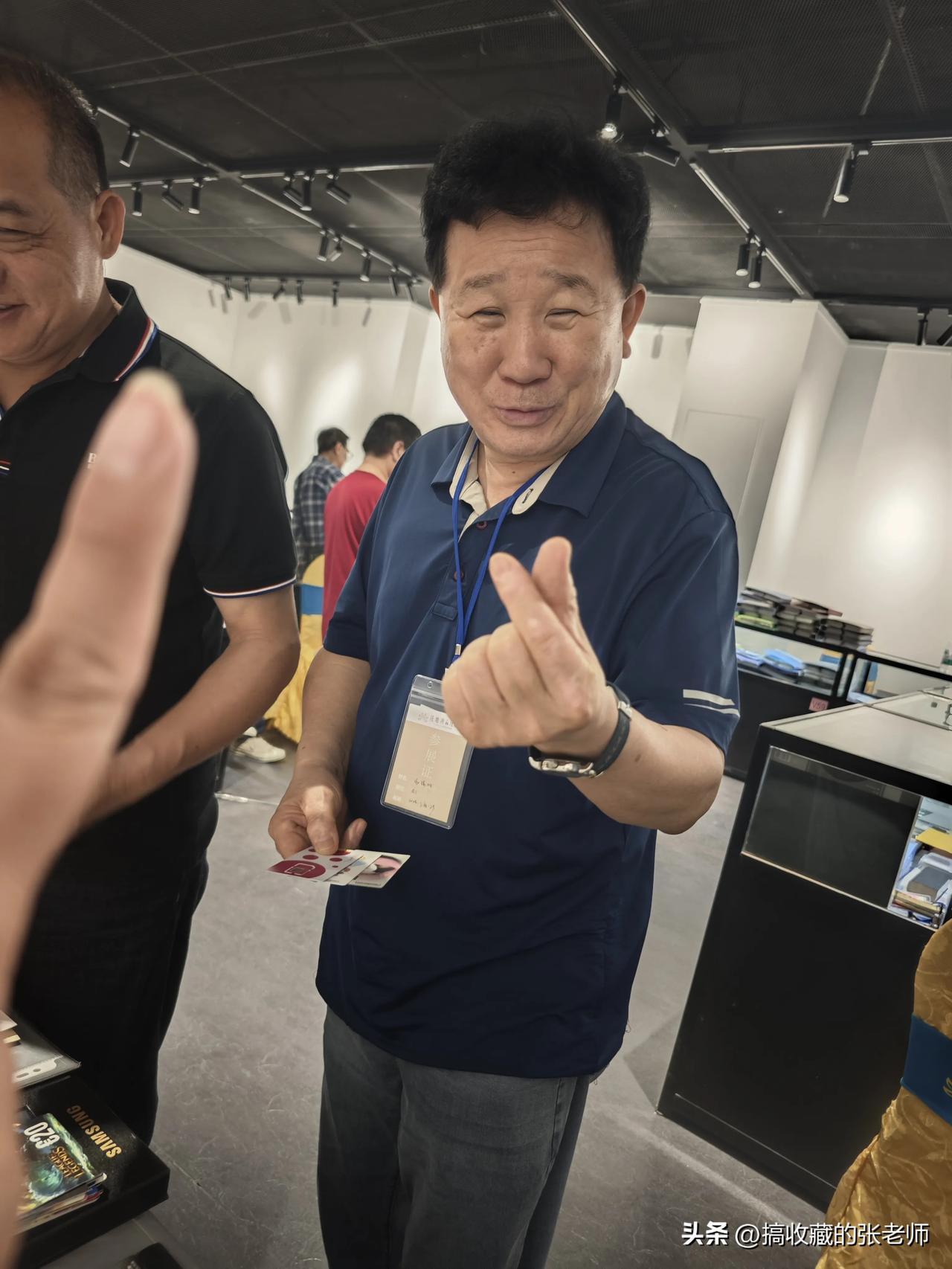 晒出你的本地生活万万没有想到，今天广州邮币卡交流会，我的童年的其中一个梦·游戏王