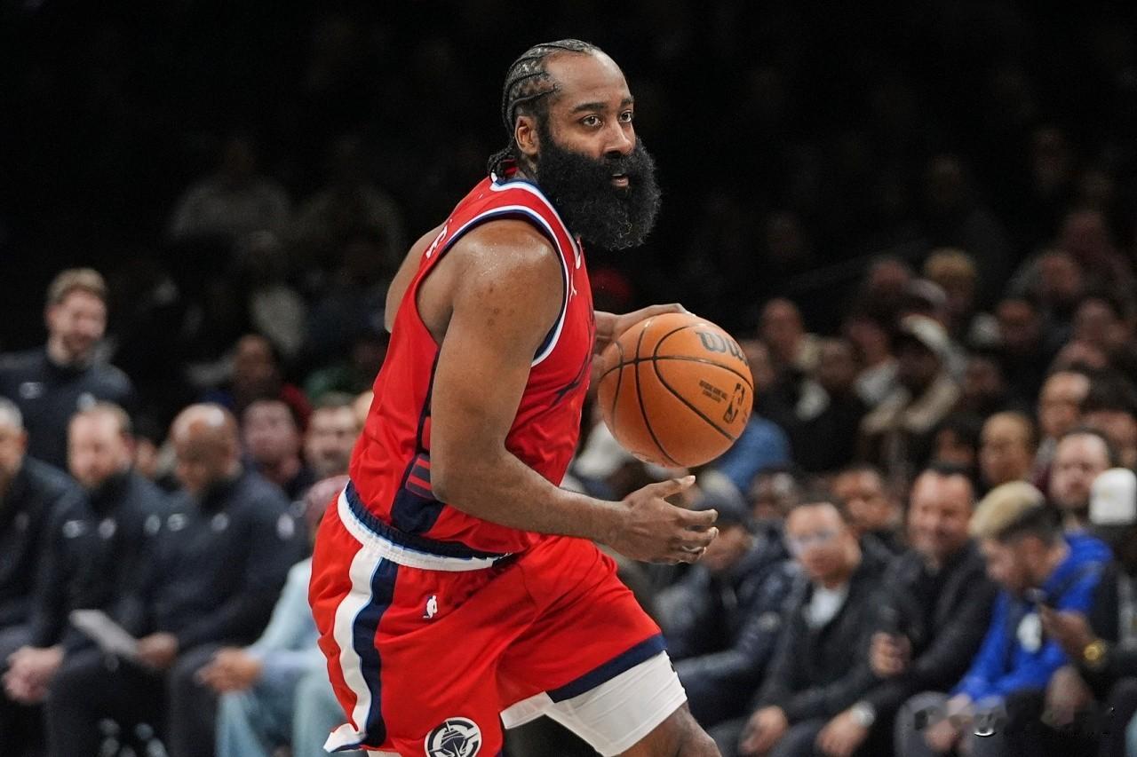 不受待见啊！哈登居然没有获得媒体投票

今年全明星首发名单已经公布，快船两位球星