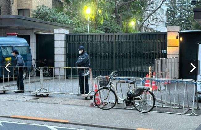 【一名男子因涉嫌擅闯中国大使馆被捕，该男子可能与日本陆上自卫队有关，中国提出抗议