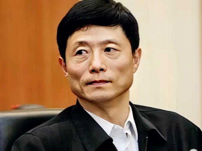 真的是太敢说了！艾跃进曾说，资本主义最大的特点就是，想尽一切办法，让大部分人失业