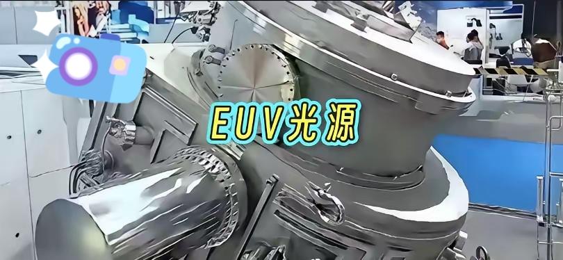 荷兰阿斯麦公司看到这个新闻，我估计头都大了！
我们都知道，西方现在在半导体领域，