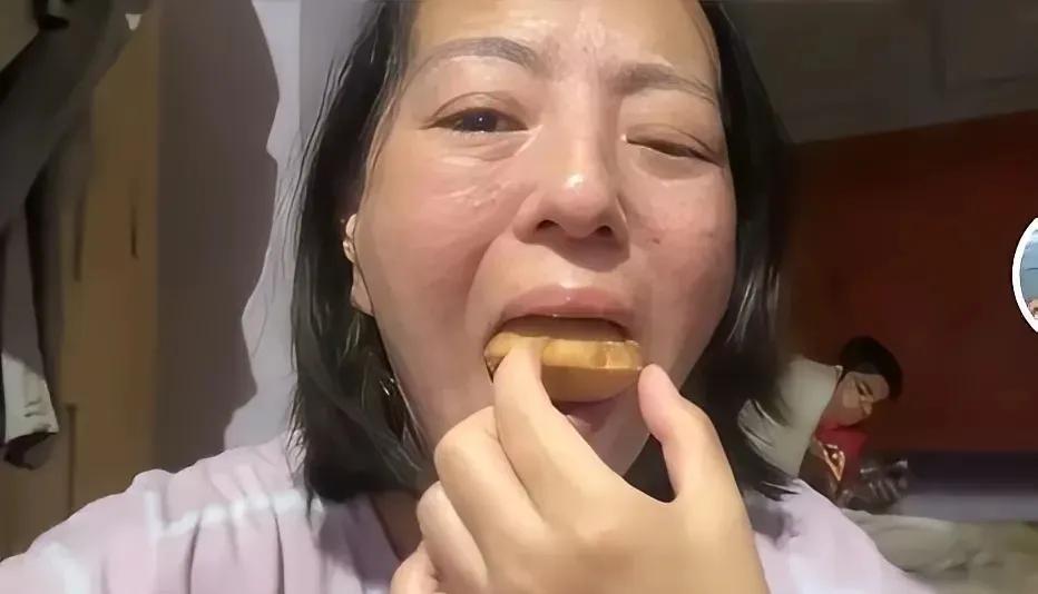 这个女人是谁啊？
最近刷到的都是她。
有懂的大佬在评论区告诉我一下。