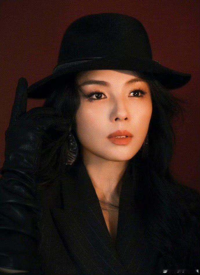 刘涛引导型导师的魅力涛姐真的不愧是我喜欢的实力派演员 总是能被刘涛姐姐给迷晕。[