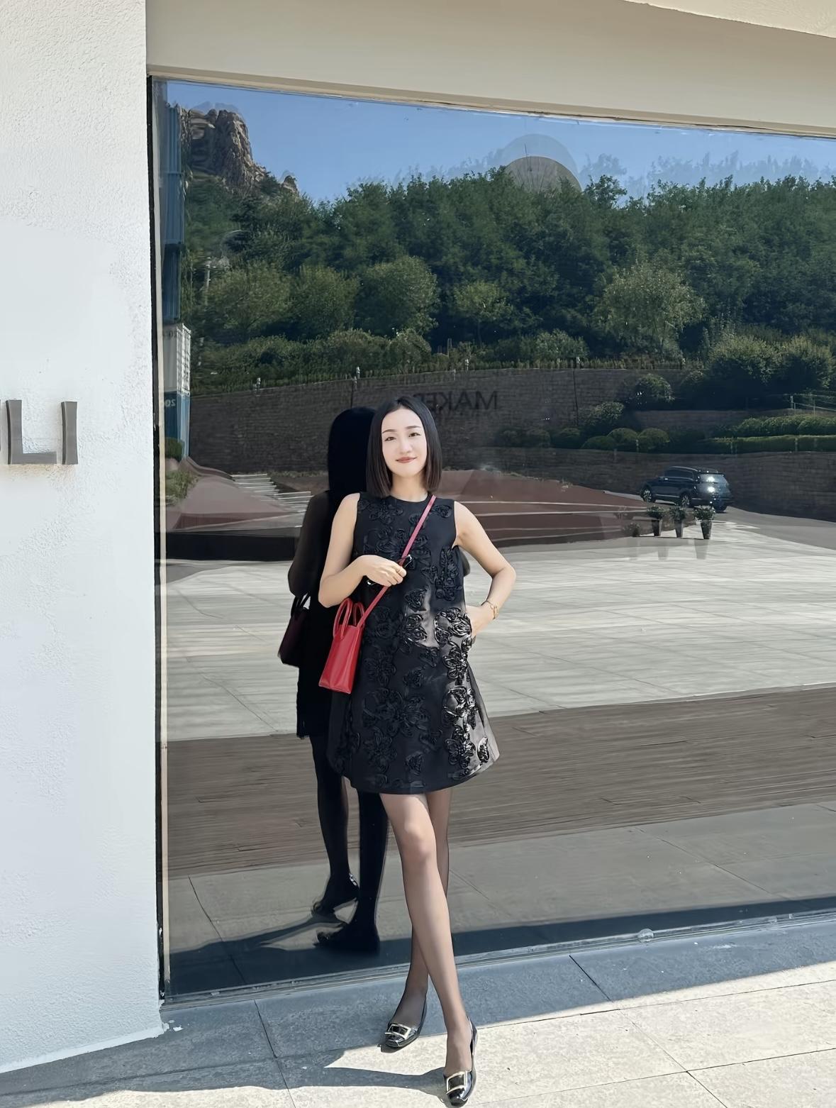 你觉得怎么样穿搭才更有气质呢？
