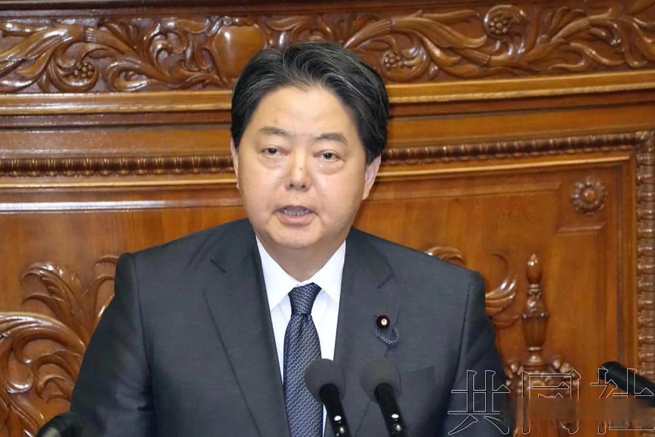 日本回应中国阅兵:关注动向，但不作任何评论！

9月3日，共同社报道:“中国周三