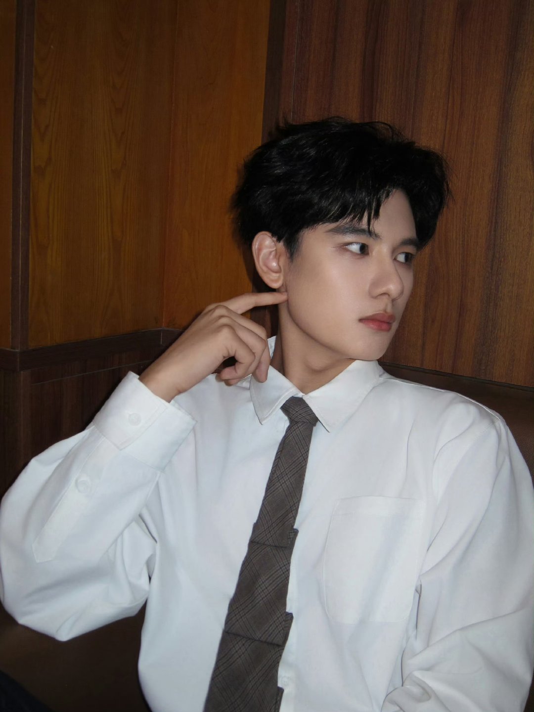 胡先煦带你去兜风胡先煦的副驾 哇！想要坐上胡先煦的副驾去兜风