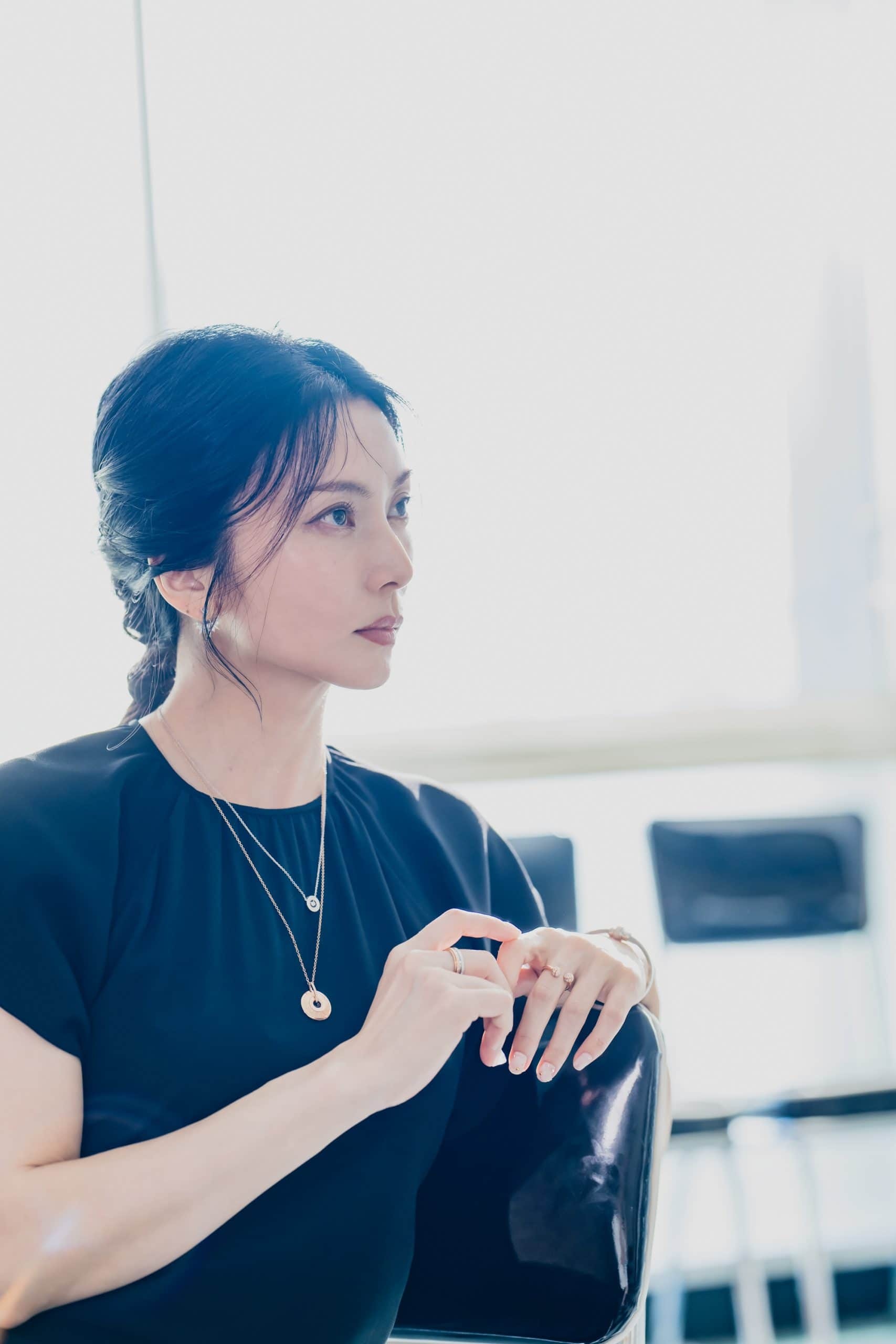 柴崎幸给《Story》杂志网络版2026年8月拍摄的写真照（高清组图）摄影：田頭
