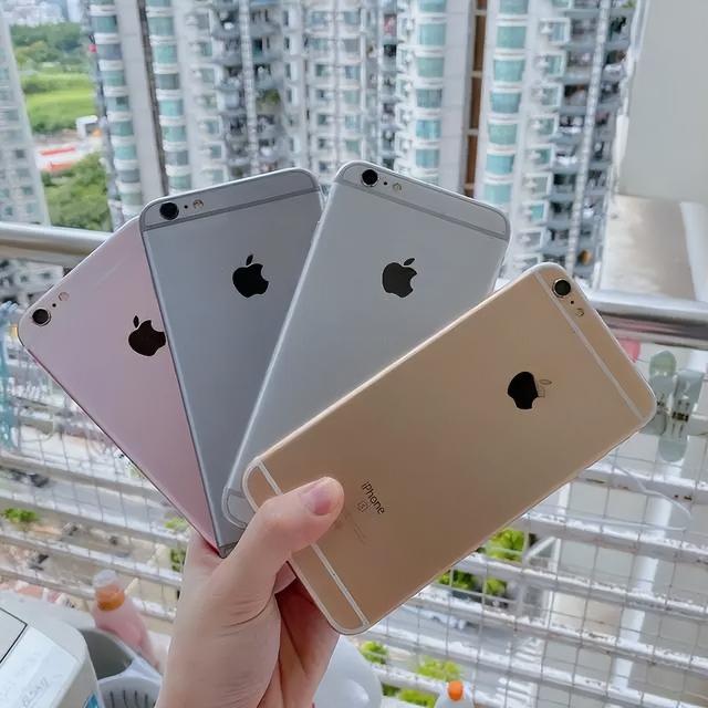 有时候真心觉得，安卓没必要跟风苹果，当年iPhone8用了玻璃，结果一堆安卓也跟