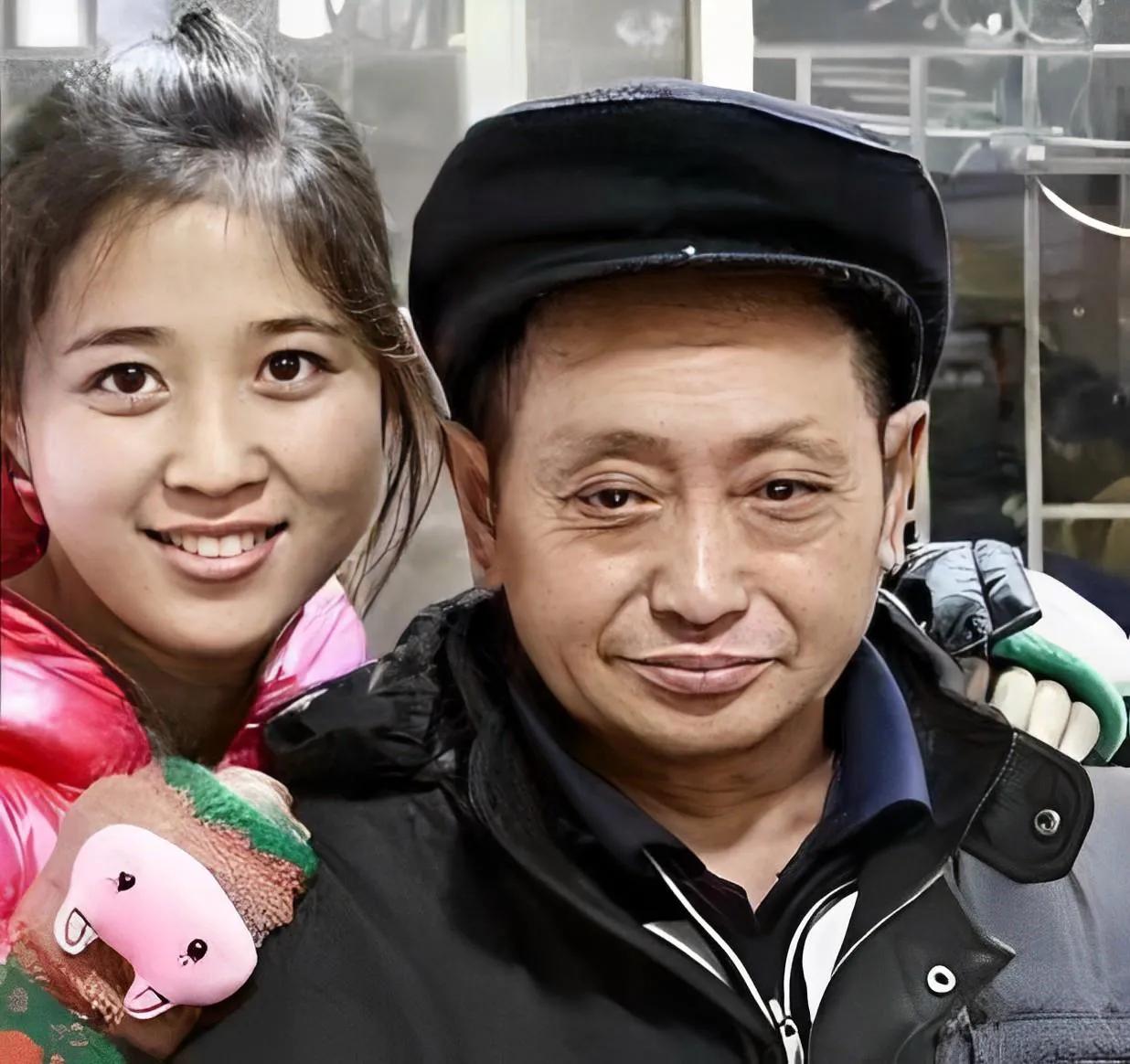你养我小，我养你老，在邓雪芬身上体现得淋漓尽致。

1990年的下雪天，36岁的