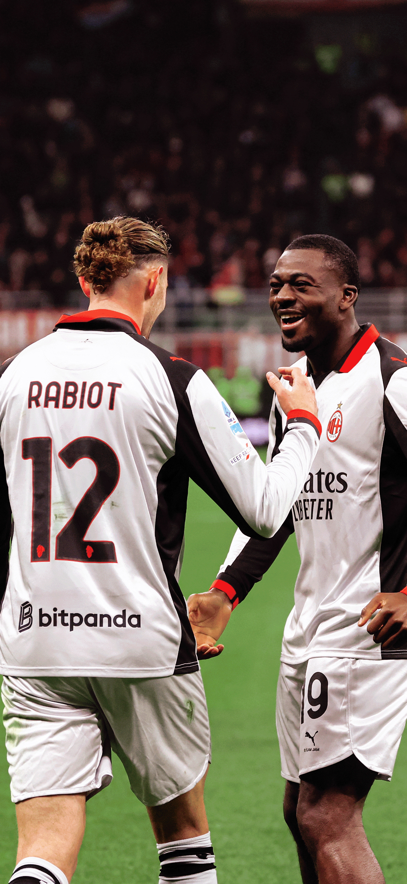 【手机壁纸分享】 ❤️🖤 sempremilan