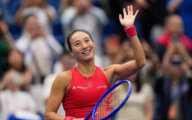 中网女单半决赛，郑钦文击败梅尔滕斯，成功挺进决赛。

自 2004 年中网创办以