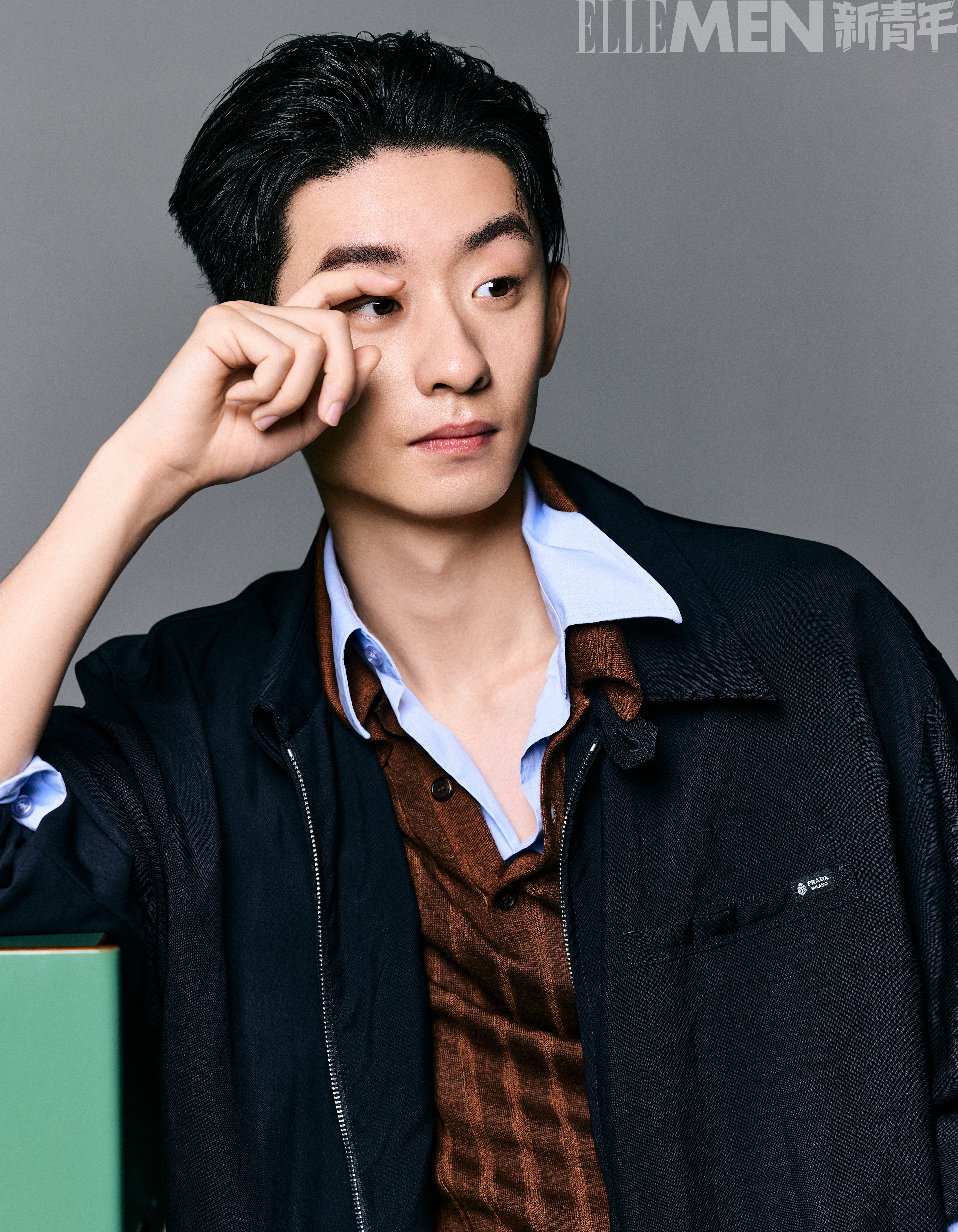 ELLEMEN新青年吴宜泽封面 Burberry 双封加持 ，来自吴宜泽今日的一