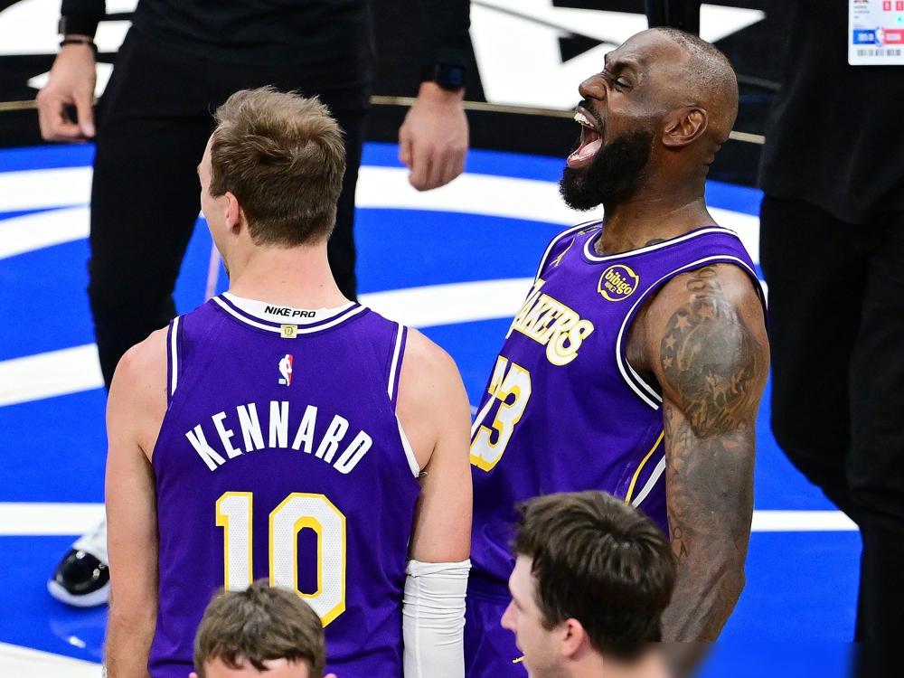 别再骂艾顿软了，他今天把火箭申京当木桩子打！
你去看回放，艾顿根本不跟你玩虚的