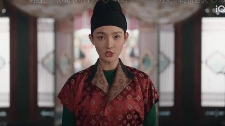 姐穿的不是Iv 是我们自己的原创姐叫奈儿 爱穿老花 老花来自老家 有个后人不识它