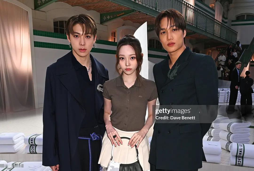 巴黎时装周金钟仁、ALLDAY PROJECT赵旴灿李荣书Lacoste秀场同框