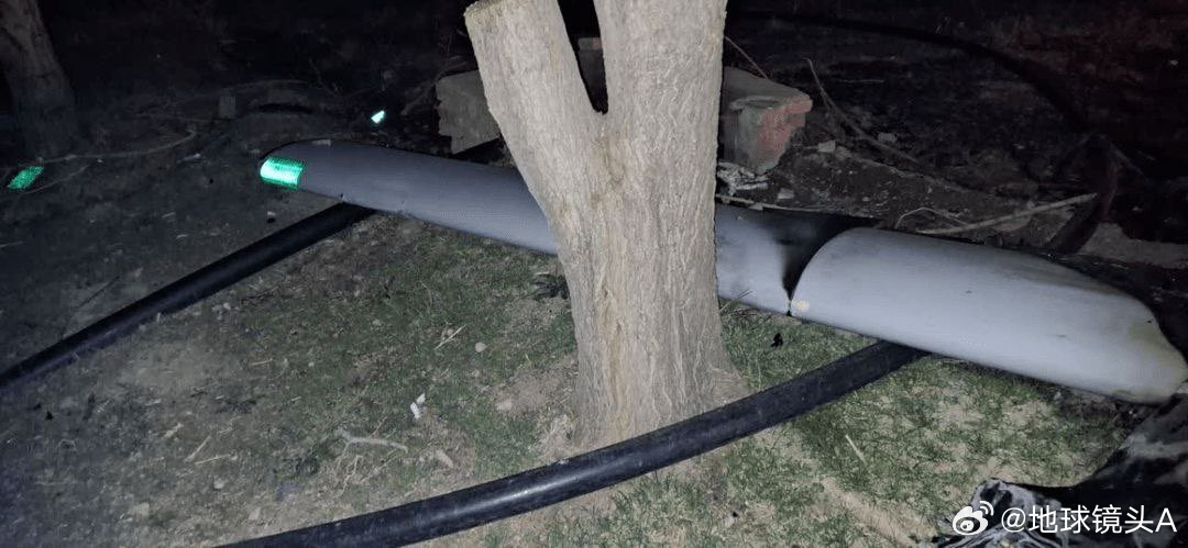 泽连斯基称已有11国向乌克兰求助 伊朗伊斯兰革命卫队的防空系统于10日凌晨 1 