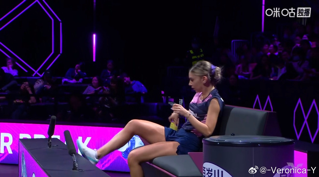 陈熠2-2斯佐克斯斯佐克斯这次没带教练过来呀 