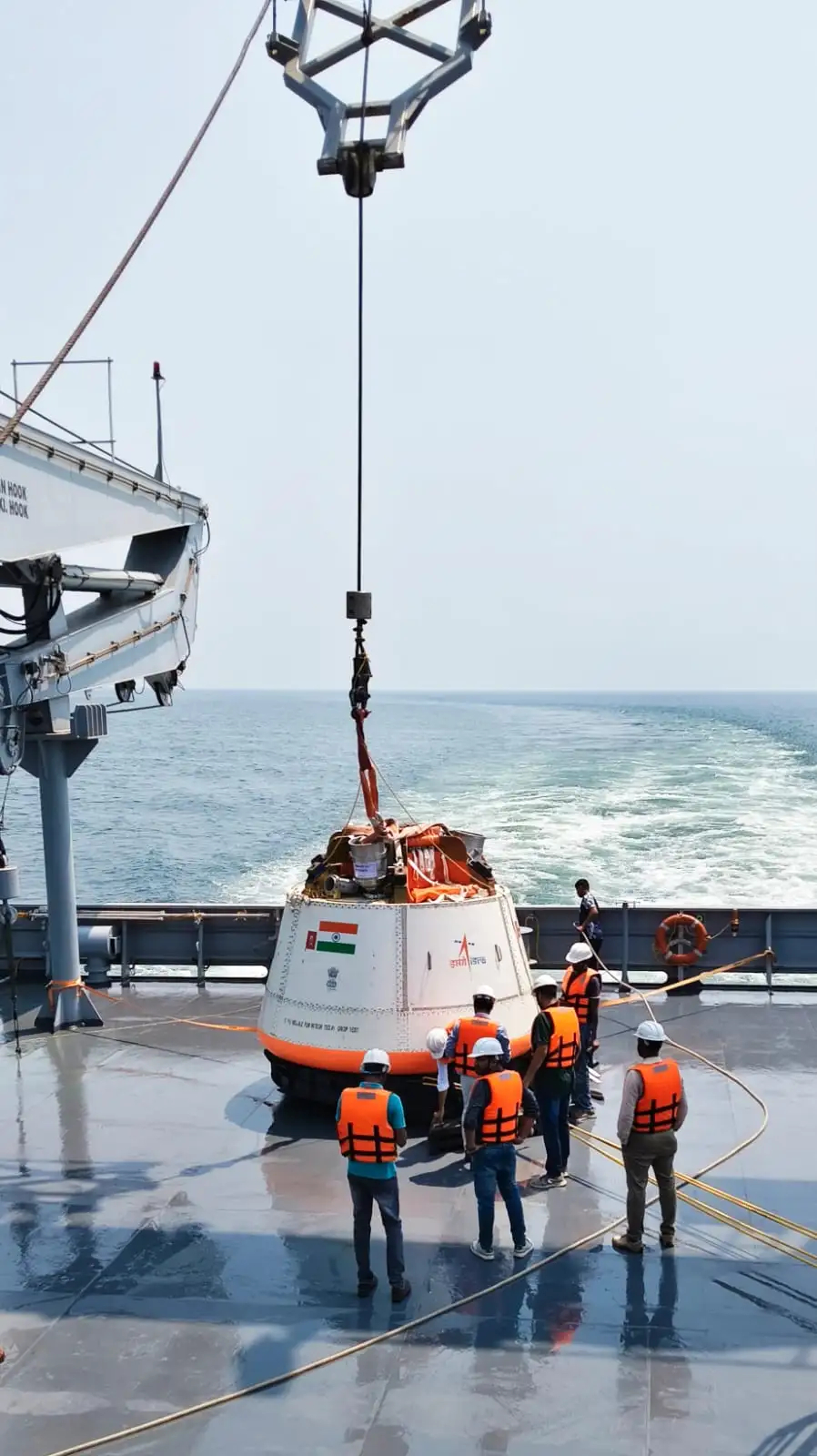 【印度成功实施加甘扬载人飞船第二次综合空投试验】印度空间研究组织（ISRO）于2