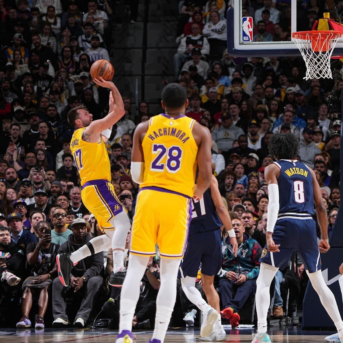 Luka Doncic 今日赛场照。湖人有了东契奇不怕掘金湖人八连客开门红