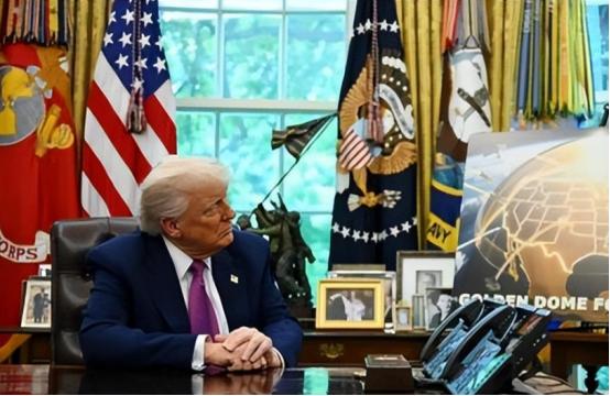 特朗普公开访华日程，不到1天，中国发现了美国的弱点，局势大变
 
白宫在 2 月