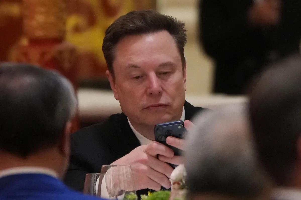 由于平台限制上传视频，也只能发照片，埃隆·马斯克在2026年5月14日星期四于北