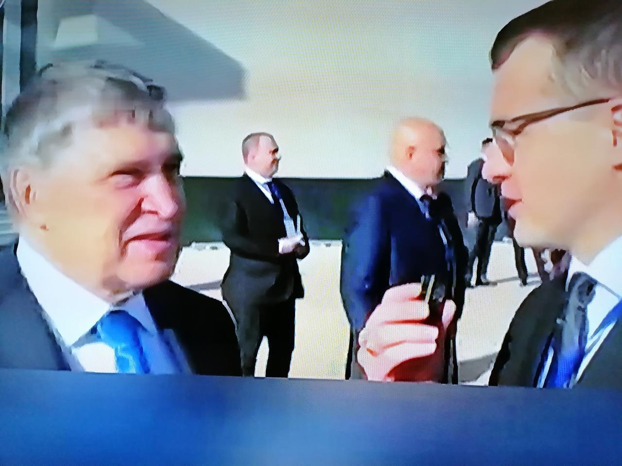 “和平计划”难保和平

       美俄乌已经在阿联酋阿布扎比完成秘密会晤，只