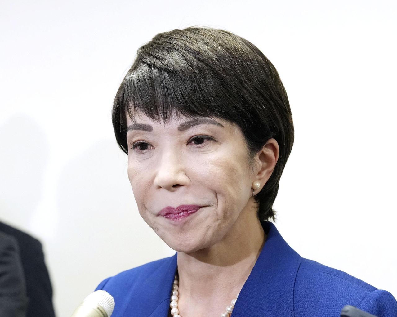 果不其然。
 
据多家媒体报道，日本自民党资深议员高市早苗突然宣布了强硬表态，矛