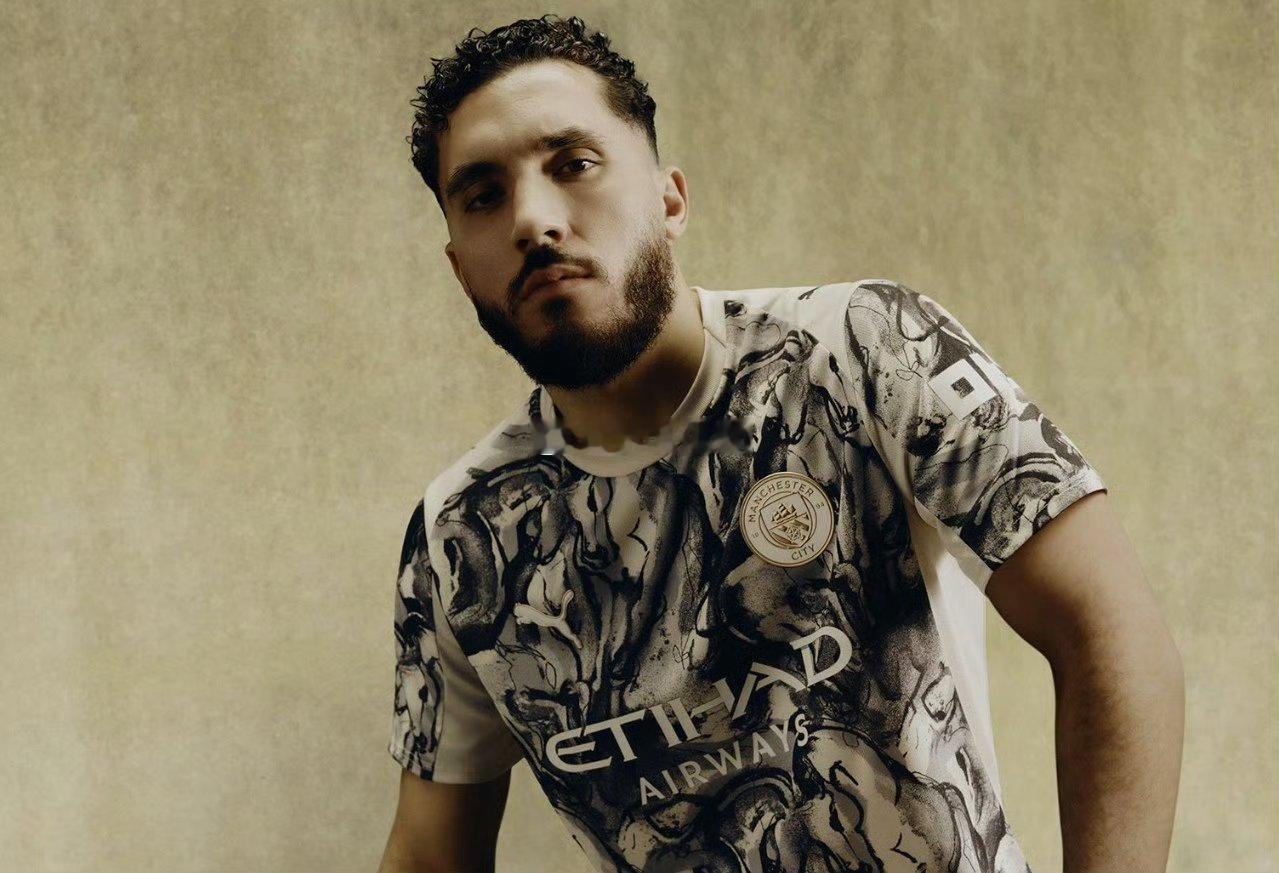 曼城新球衣酷似生蚝男人的运动