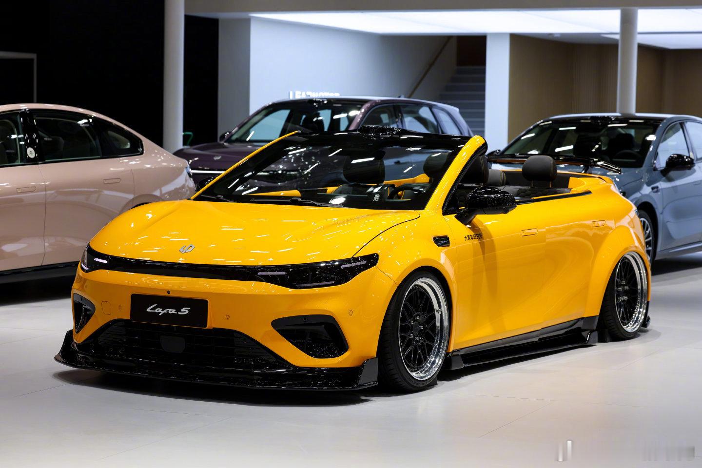 Z世代买车再也不用妥协！零跑Lafa5正式上市，9.28万起就能把个性轿跑开回家