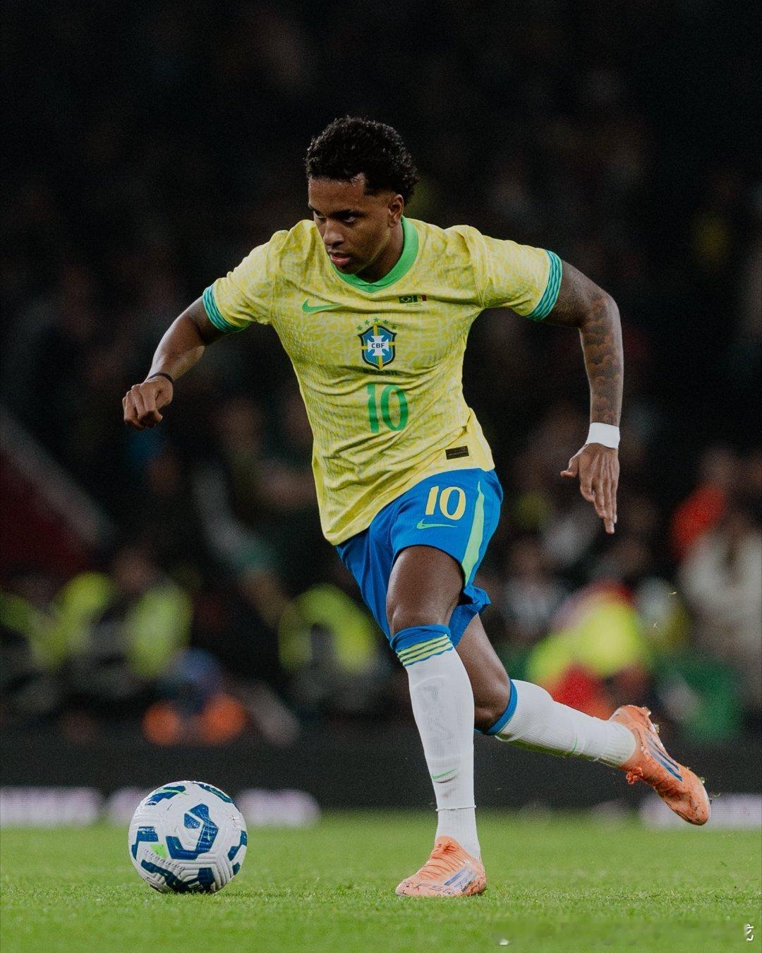 罗德里戈vs塞内加尔📸