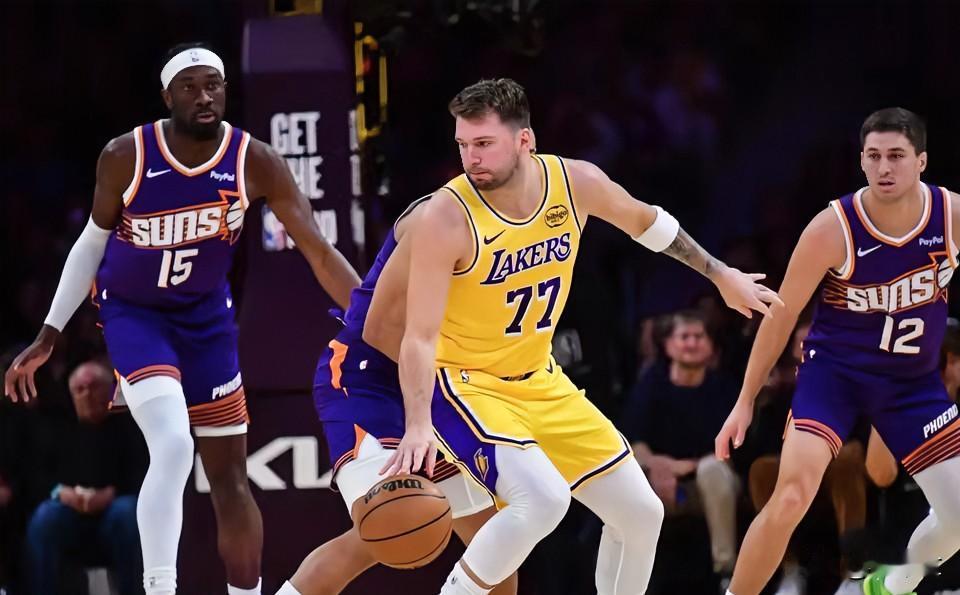 太阳一战把湖人“打漏了”
湖人队好比是蓄水池，东契奇是水龙头，湖人的防守是池底的