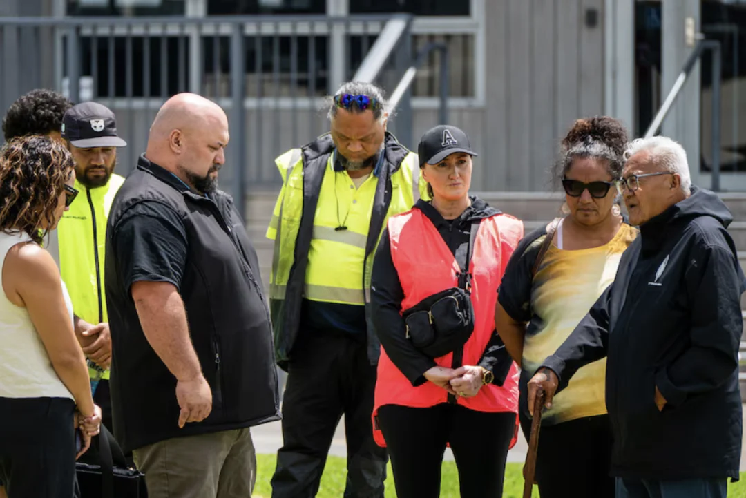 搜救进入第三天，家属仍在焦急等待