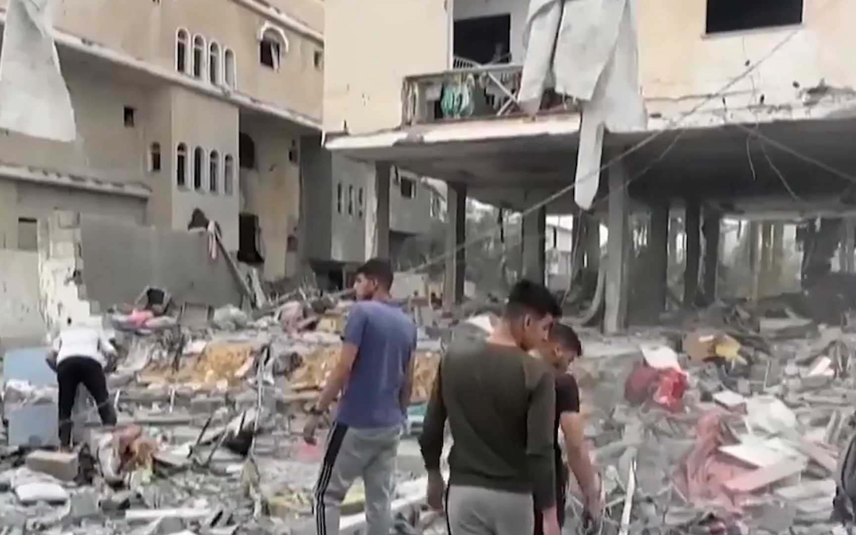 英法加拿大等十国联合声明 西方多国联合声明施压以色列，却难掩行动乏力。加沙惨状未