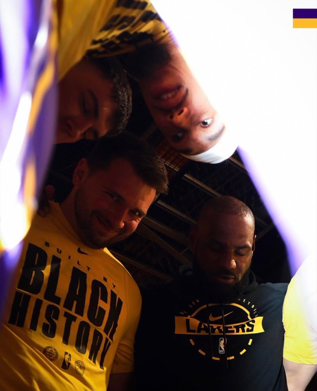 最近9场，湖人8胜1负。“不敢想象詹姆斯回来之后湖人得有多强。”东契奇绝杀东契奇