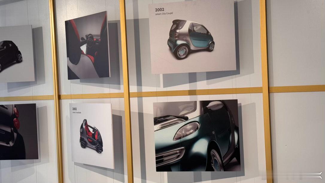 我估计新一代smart fortwo跟当年奔驰发布的形态差不多胖嘟嘟的，也挺可爱