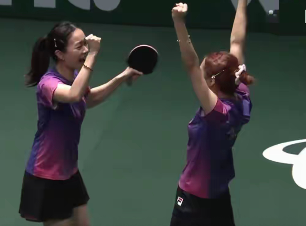 成都混团世界杯：中国香港队8-6险胜瑞典 朱成竹黄镇廷建功中国香港8比6瑞典 北