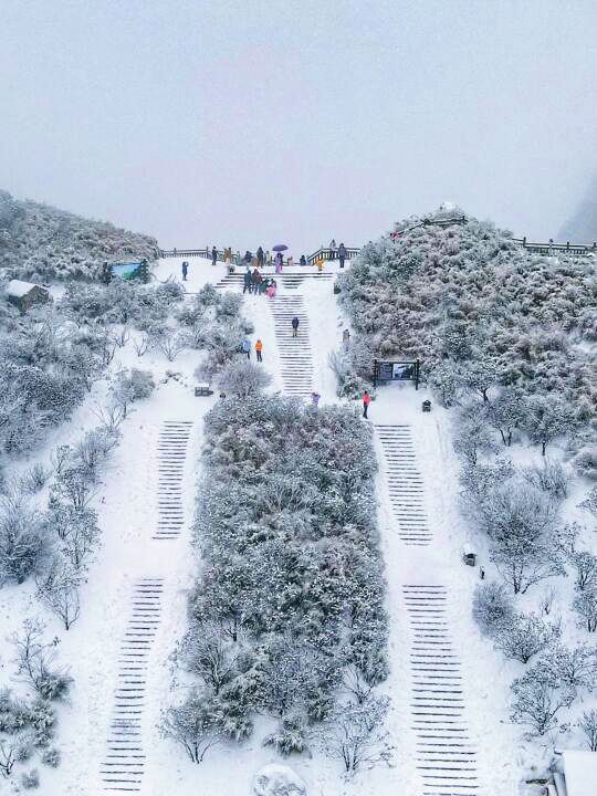 刚从神农架滑雪回来，想去的姐妹听我10句劝