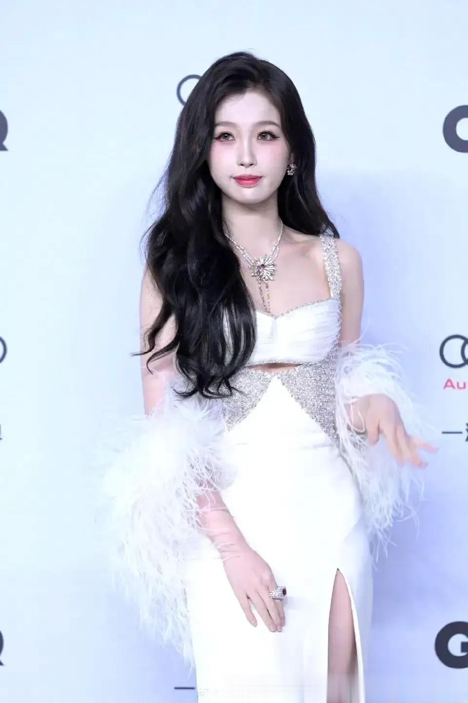 女明星虞书欣的长相和演技都很赞！[赞][赞]