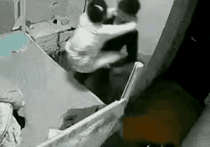 这反应速度可以喔～

社会百态