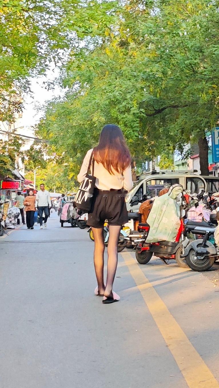吃货的快乐很简单  【记得在图二备zhu~】 