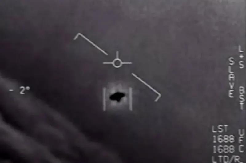 美国前间谍：美国政府拥有UFO残骸，可能还有外星人遗骸 美国高层决定讨论不明飞行