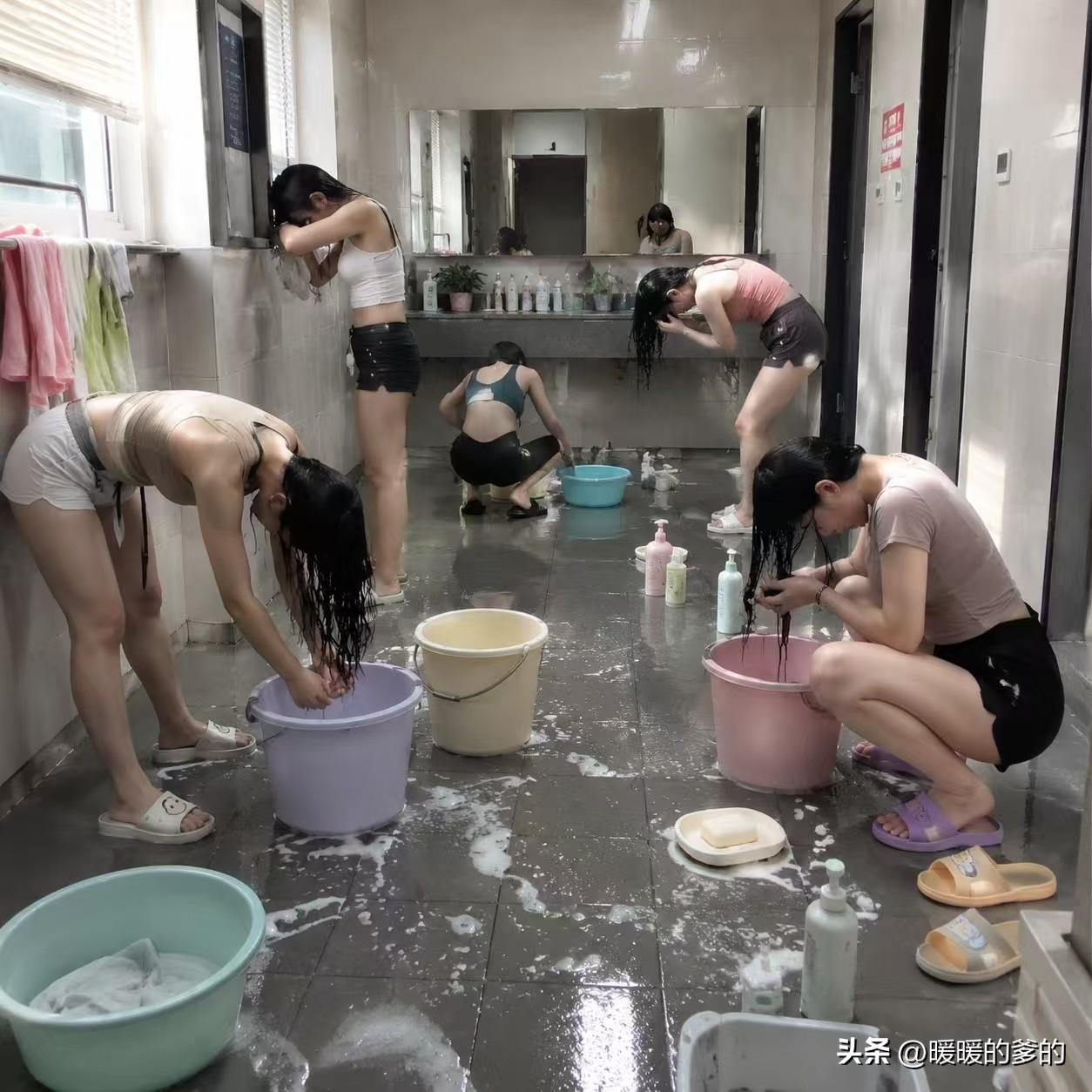 现在的集体宿舍
和80年代的有何区别