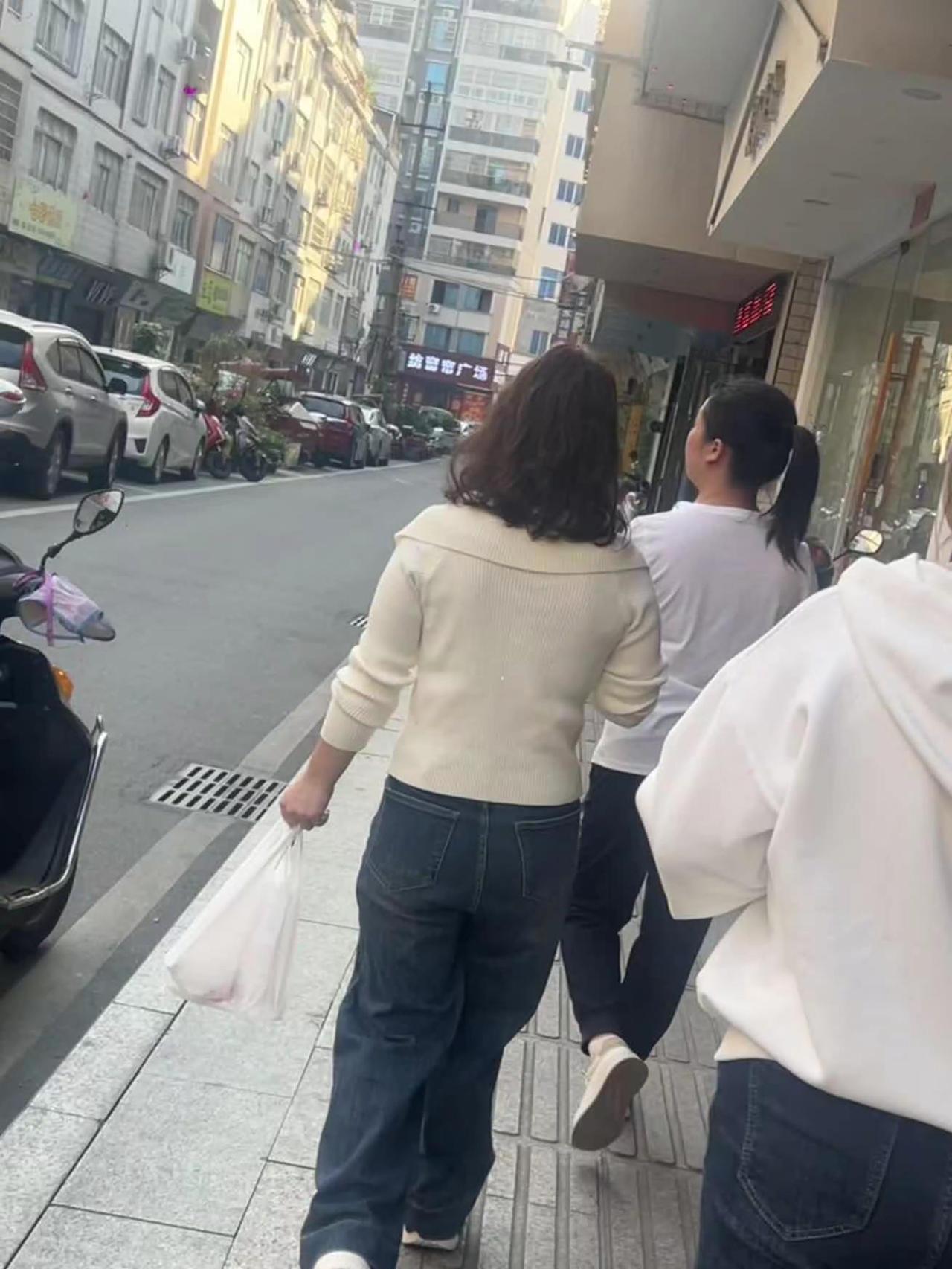 不知不觉又过一天了