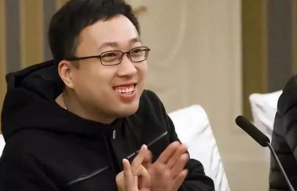 #于正再为吴谨言发声##于正 子虚乌有的事完全不想回应#于正：王星越吴谨言 看我
