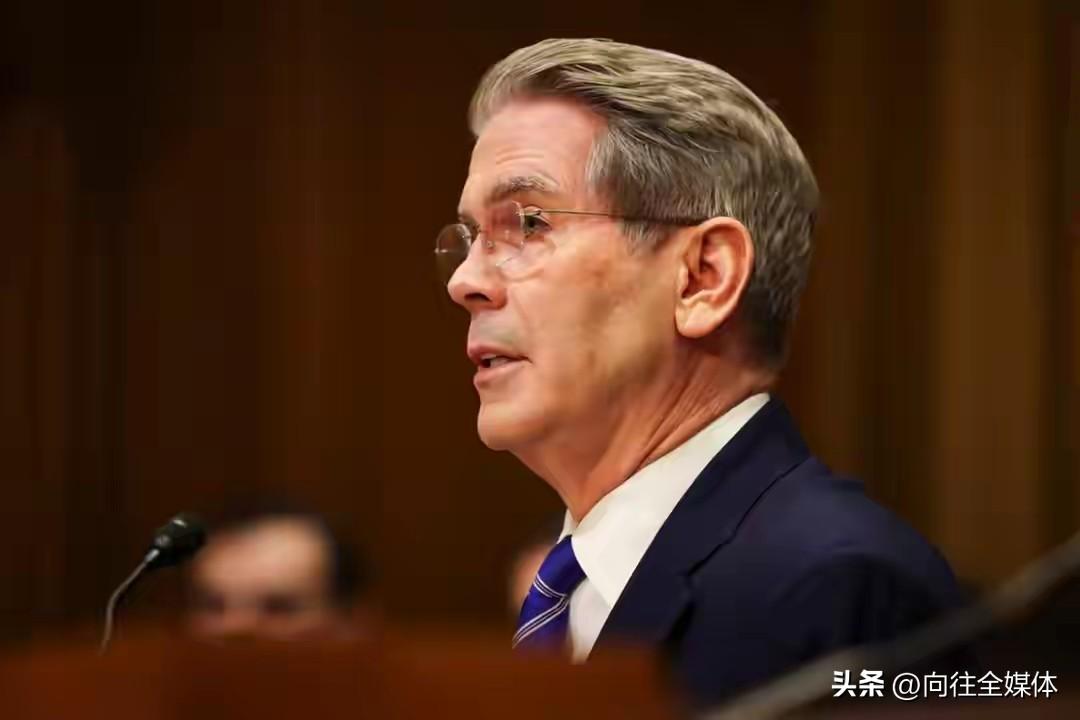 彻底翻车！美国突然解除伊朗石油制裁，特朗普终于承认：没卡住中国
 
中东战场出现