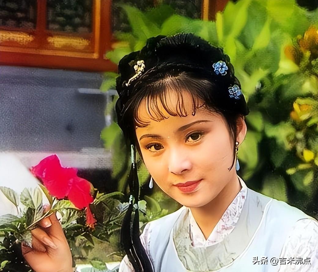 二十三年不洗内衣，九年还三千万，她最后活成了谁？
安雯不是什么道德标本，也不是恋