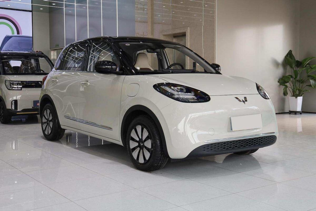 在当前这市场要问10万以内买什么纯电家用车，五菱缤果与比亚迪海鸥基本是绕不开的。